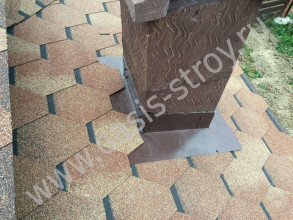 yubka_i_kolpak_dlya_dymokhoda_barbekyu_v_besedke_1.jpg